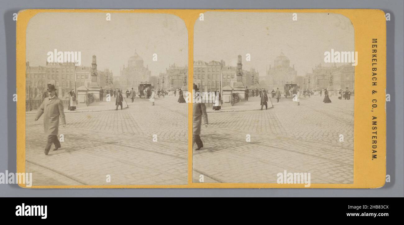 Hogesluis and the Paleis voor Volksvlijt, Amsterdam, anonymous, publisher: Merkelbach & Co. (mentioned on object), Amsterdam, 1883 - 1910, cardboard, paper, albumen print, height 85 mm × width 176 mm Stock Photo