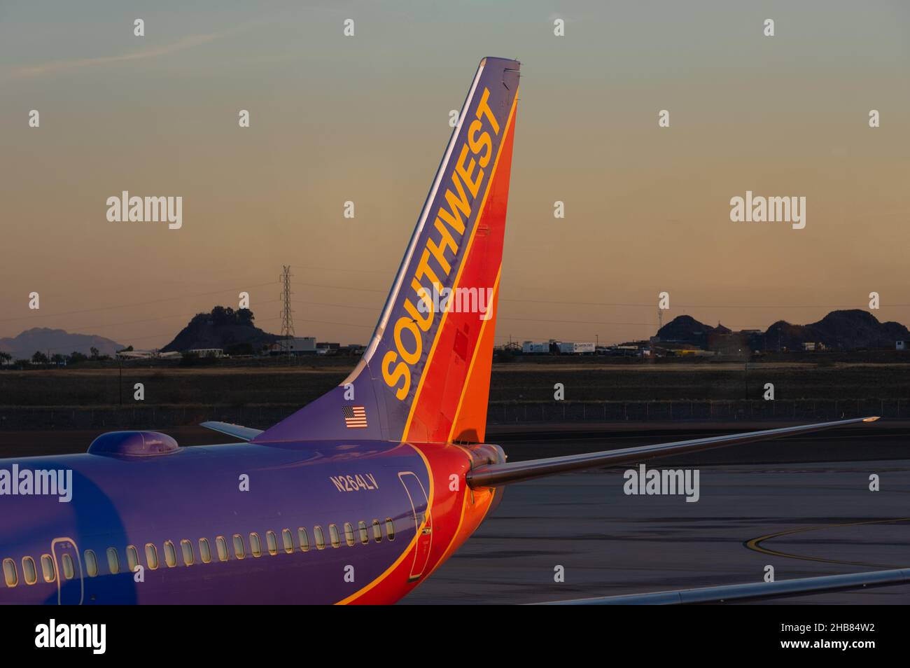 Aircraft tail, Southwest Airlines Boeing 7377H4 with registration N264