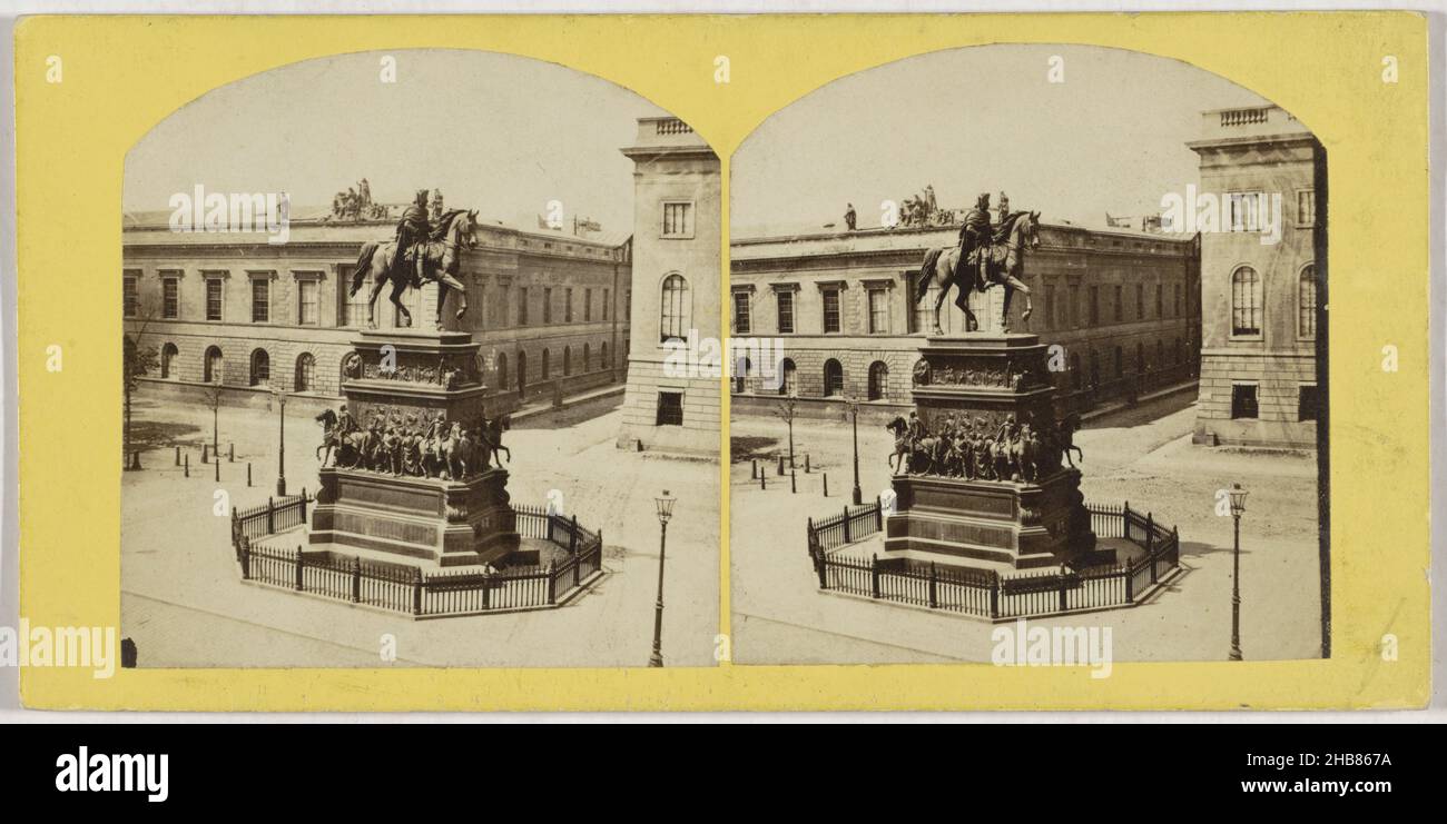 Equestrian statue of Frederick the Great in Berlin, seen from the Altes Palais, Das Standbild Friedrichs des Grossen, vom Fenster d. Palais S. Maj. des Konigs augenommen., Le monument de Frédéric le Grand, vue prise de la fénêtre de S.M. le Roi., The monument of Frederic the great, taken from a window of H.M. palace (title on object), Berlin (series title on object), anonymous, Christian Daniel Rauch, Berlin, 1861 - 1862, cardboard, paper, albumen print, height 86 mm × width 174 mm Stock Photo