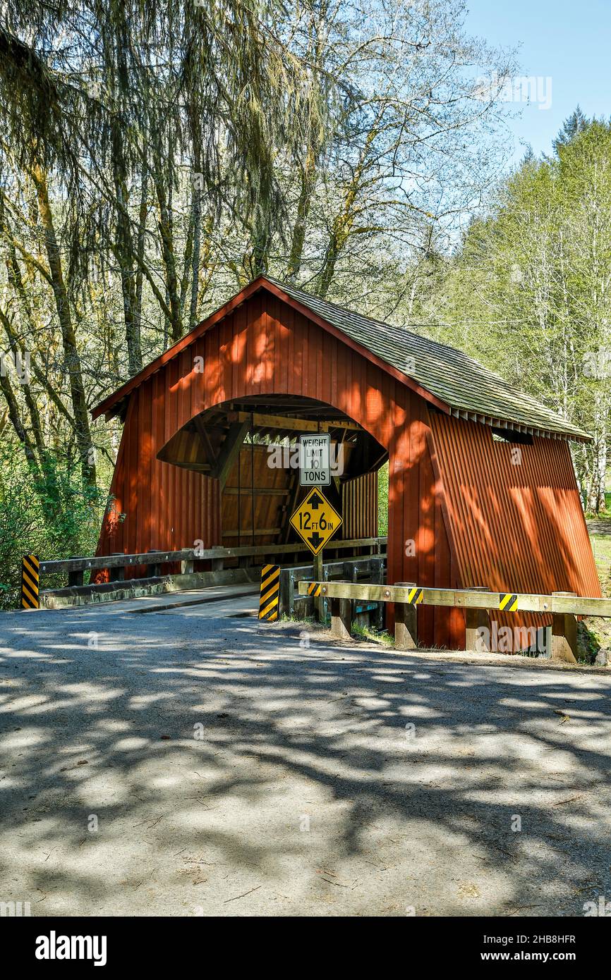 Yachats covered bridge, Yachats, Oregon USA Stock Photo