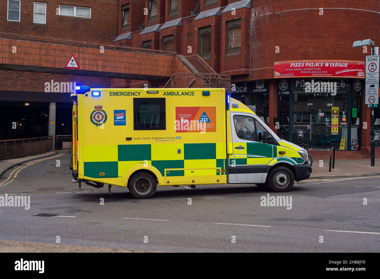 Windsor, Berkshire, UK. 17th December, 2021. An emergency ambulance