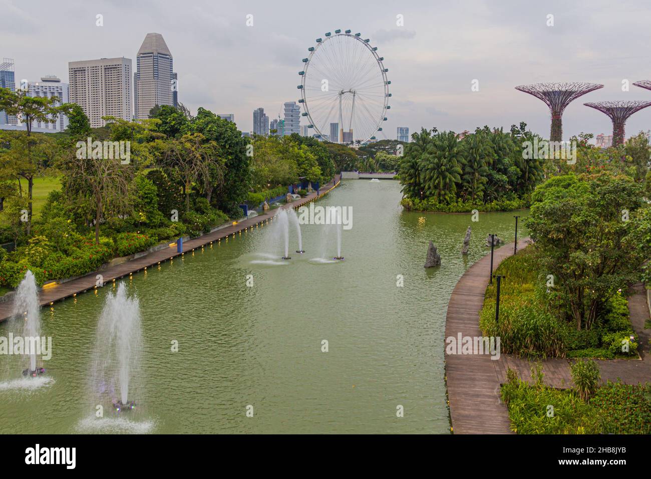 View singapore flyer gardens hi-res stock photography and images - Alamy