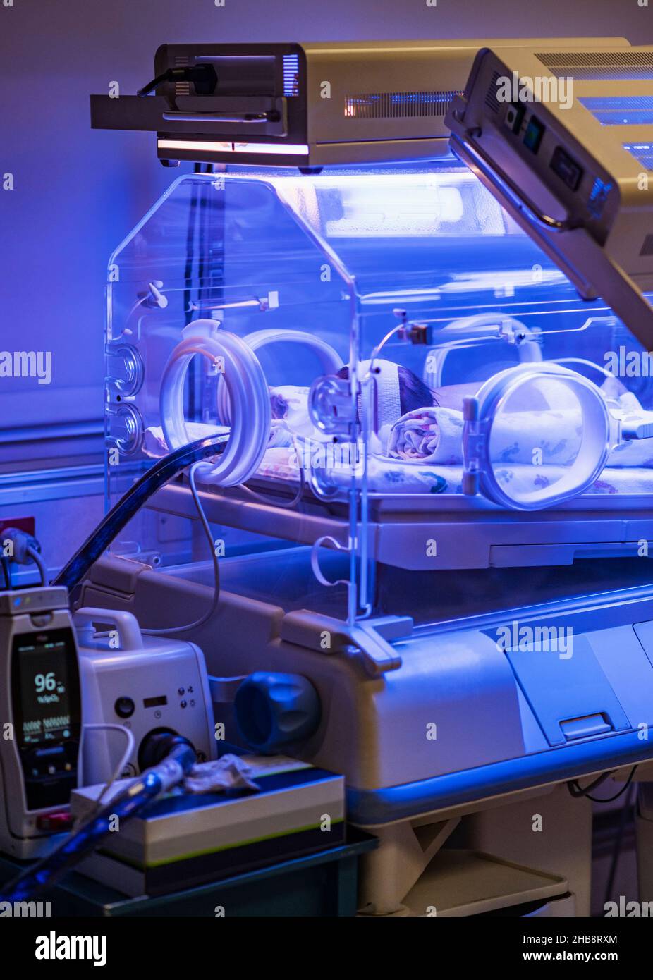 Bili light therapy hires stock photography and images Alamy