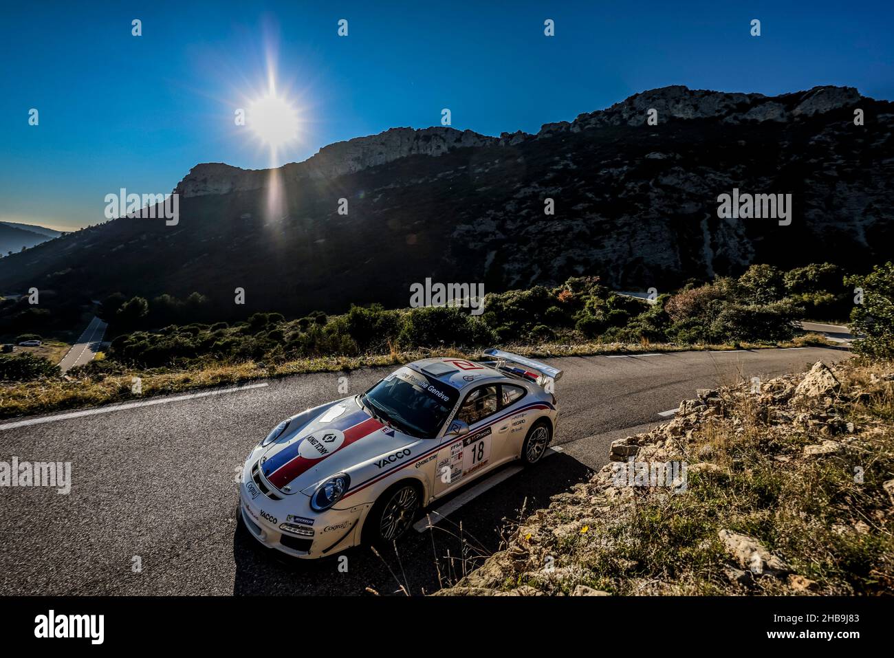 18 DUMAS Romain (FRA), GIRAUDET Denis (FRA), PORSCHE 911 GT3 FRGT GT+