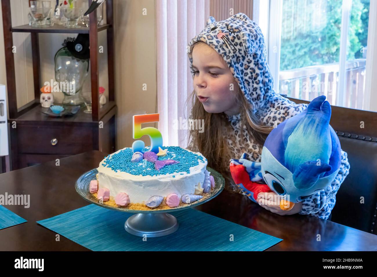 Blew out the candle hires stock photography and images Alamy