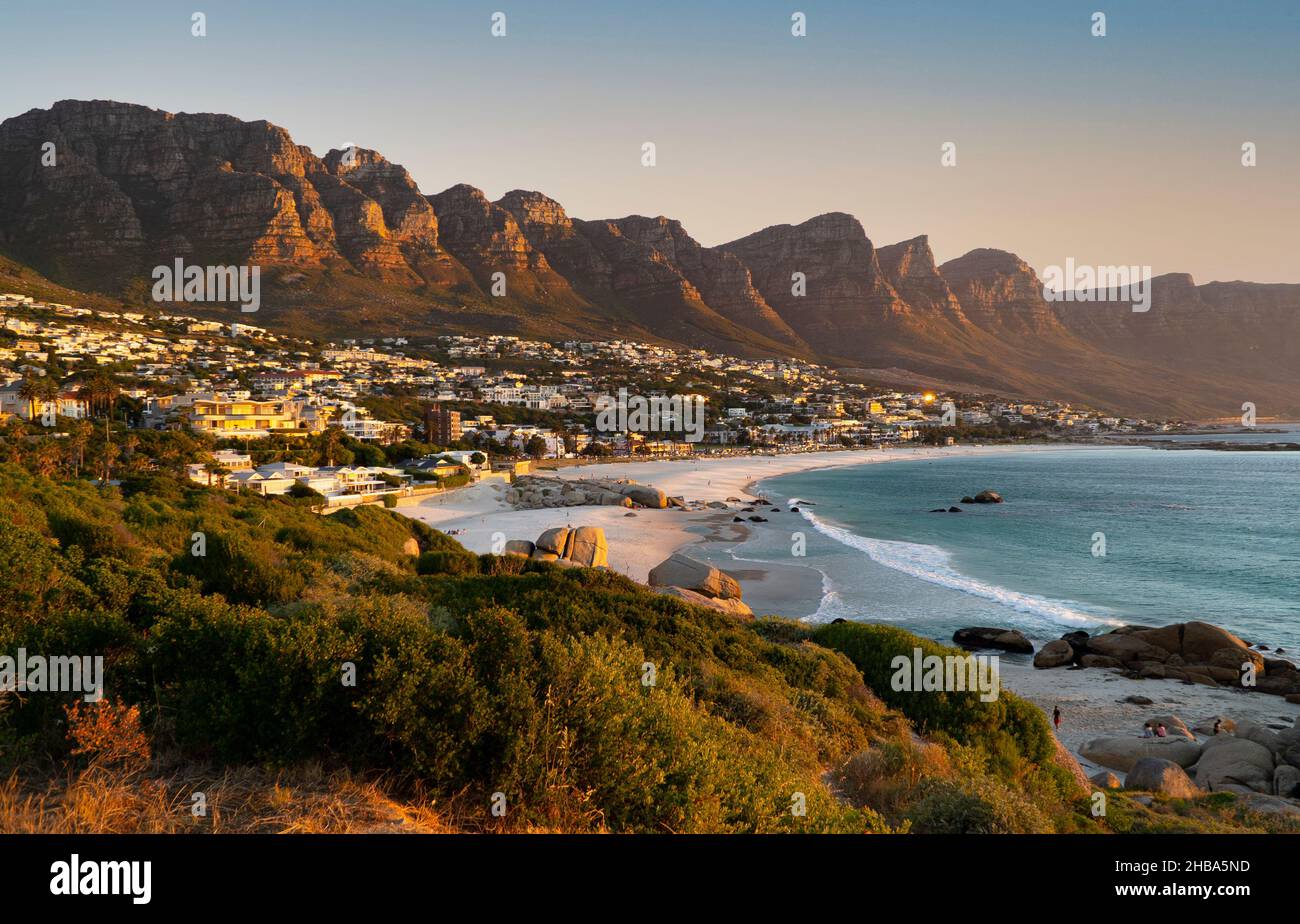 Idyllic Camps Bay beach and Table Mountain in Cape Town, South Africa Stock Photo