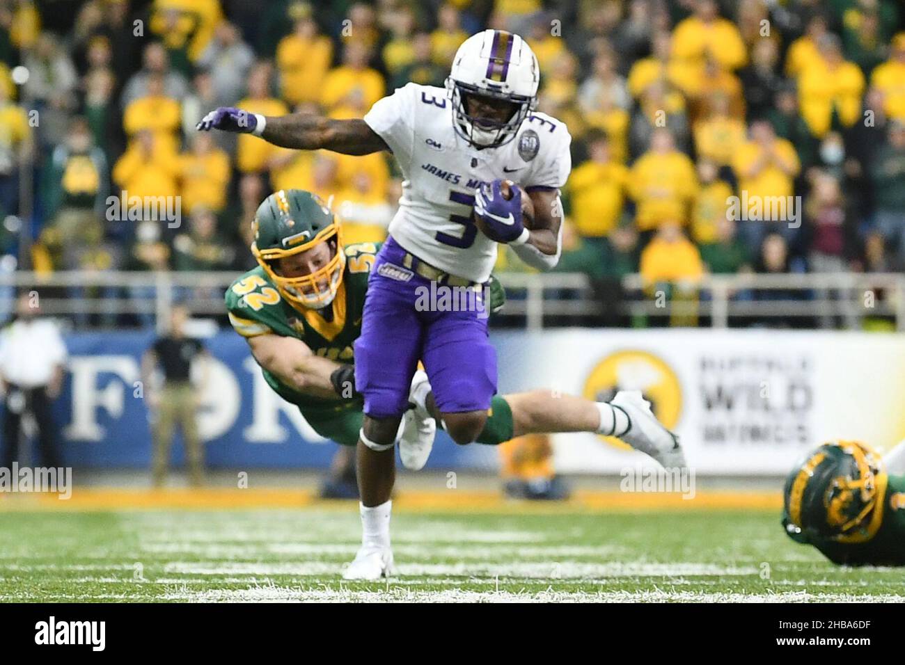 Fargo, USA. 17th Dec, 2021. James Madison Dukes running back Solomon ...