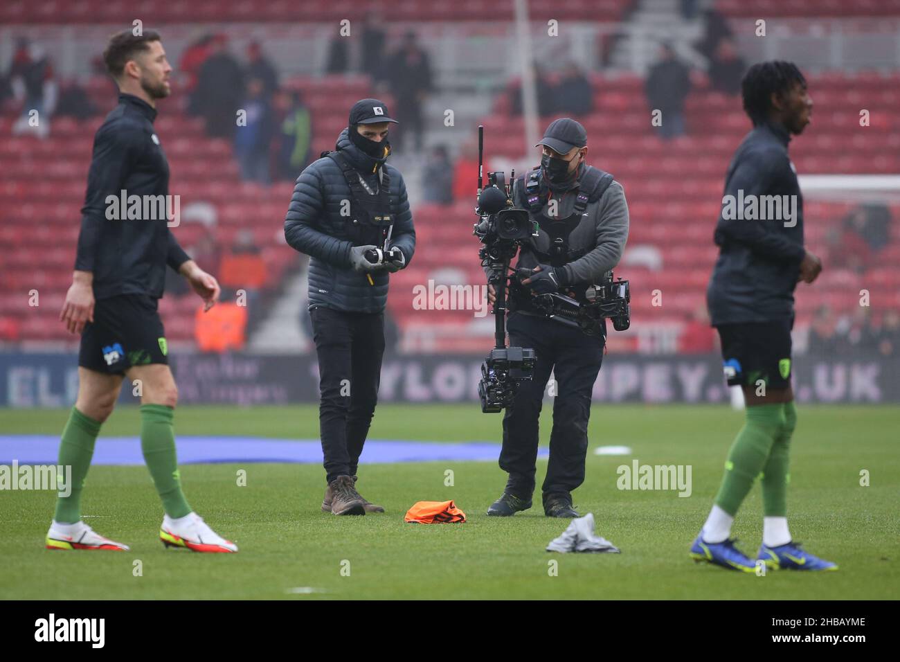 Middlesbrough, UK. DEC 18TH on pitch TV Coverage continues despite Covid 19 measures increasing across the country during the Sky Bet Championship match between Middlesbrough and Bournemouth at the Riverside Stadium, Middlesbrough on Saturday 18th December 2021. (Credit: Michael Driver | MI News) Credit: MI News & Sport /Alamy Live News Stock Photo