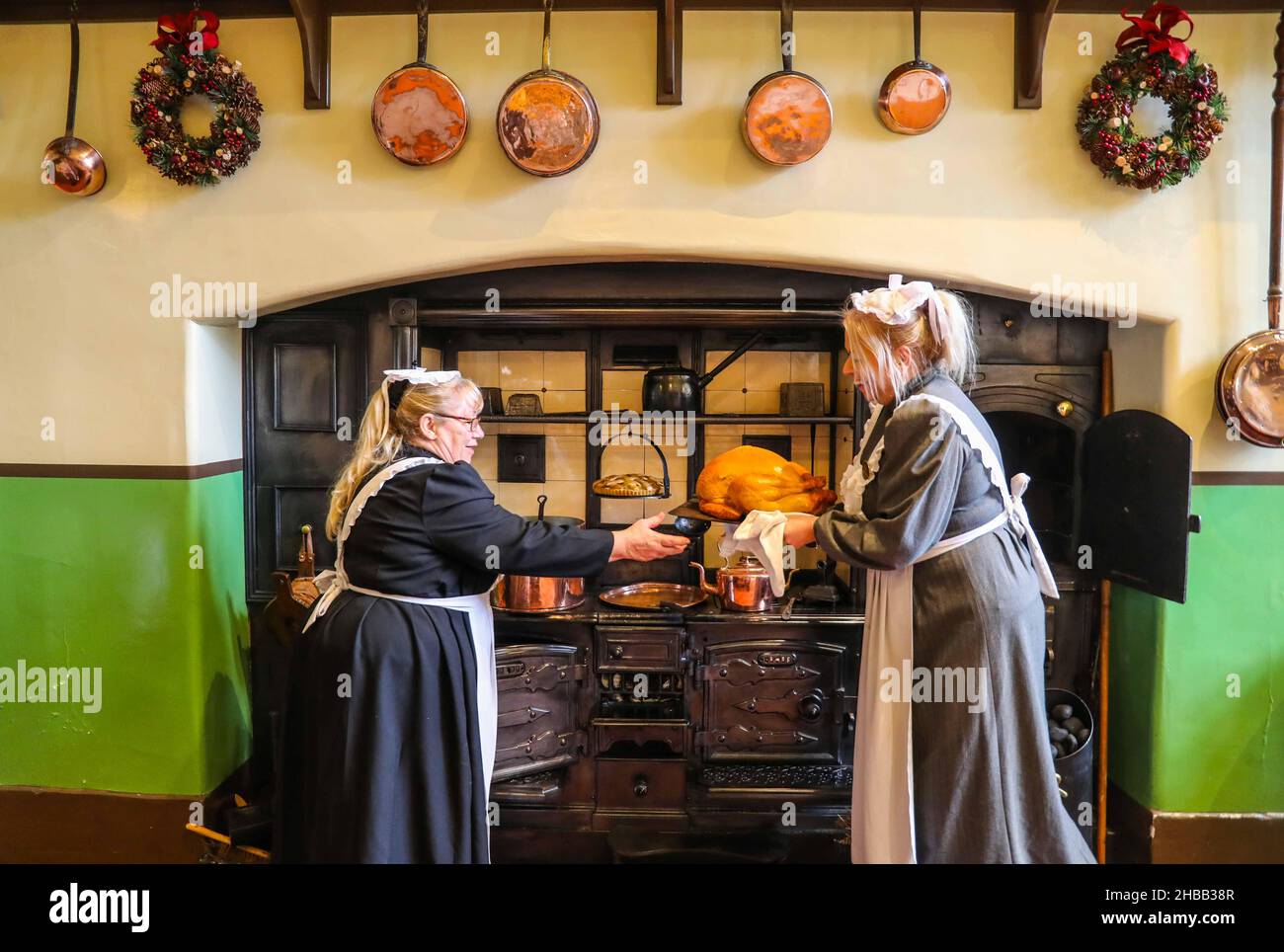 Victorian house xmas decorations hires stock photography and images