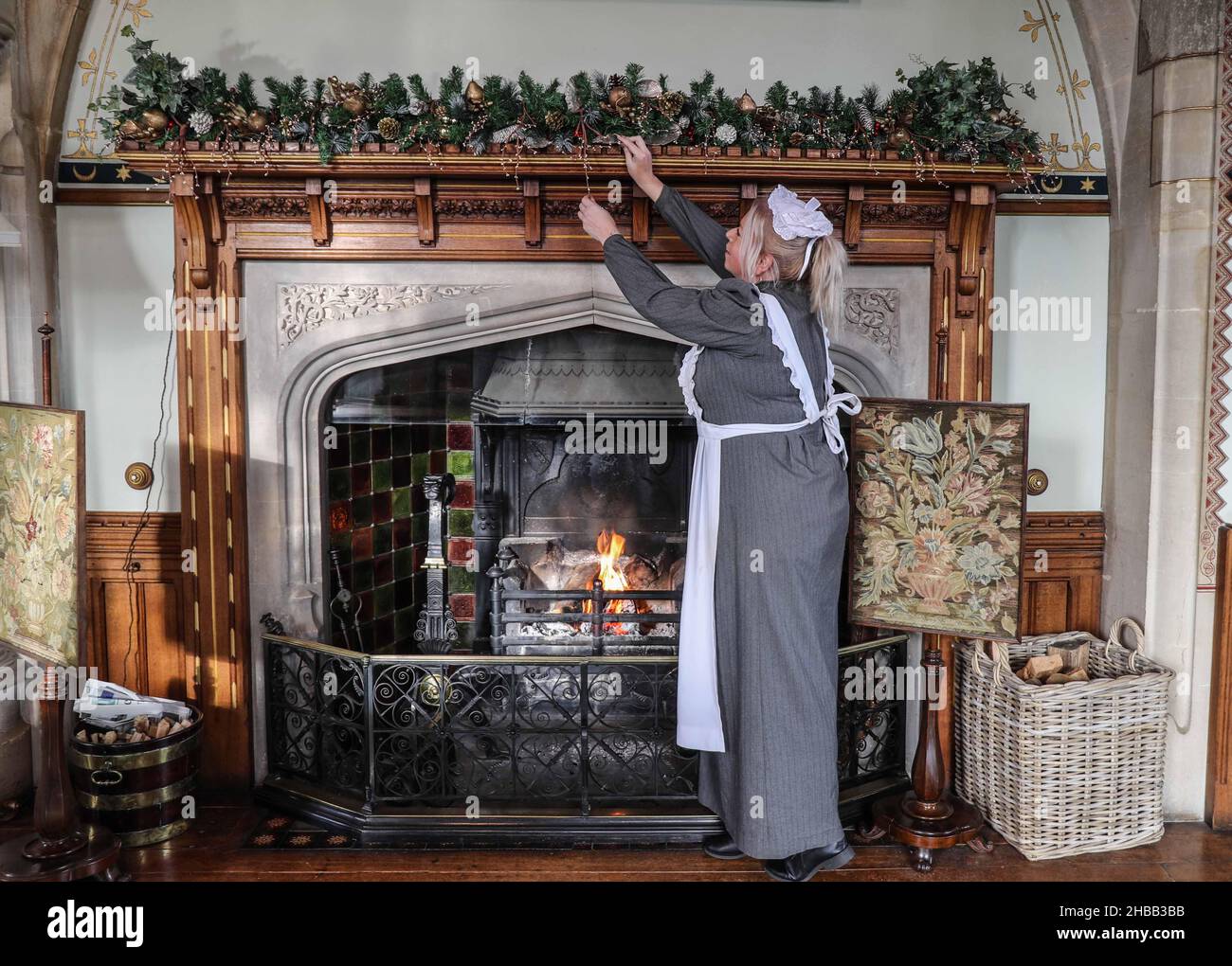 Victorian house xmas decorations hires stock photography and images