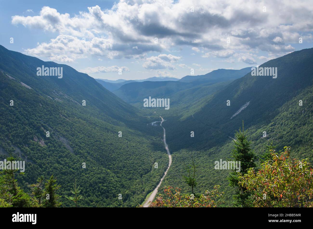 Aerial united states crawford notch hi-res stock photography and images ...