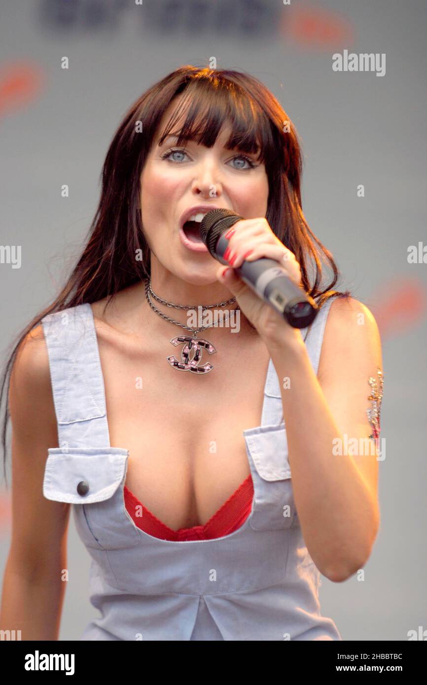 Dannii Minogue on stage at the BRMB Party in the Park, Birmingham, UK. 5th July 2003. Stock Photo