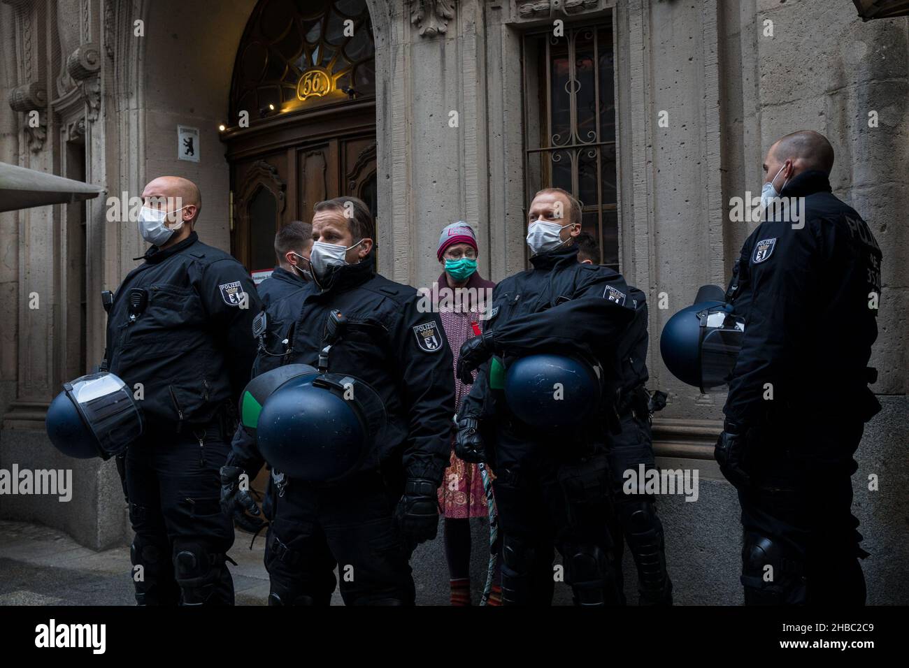 Berlin, Germany. 18th Dec, 2021. Dozens of Berlins riot police sought to control the banned march through streets in Berlin. Several demonstrators defied a protest ban. (Credit Image: © Michael Kuenne/PRESSCOV via ZUMA Press Wire) Stock Photo