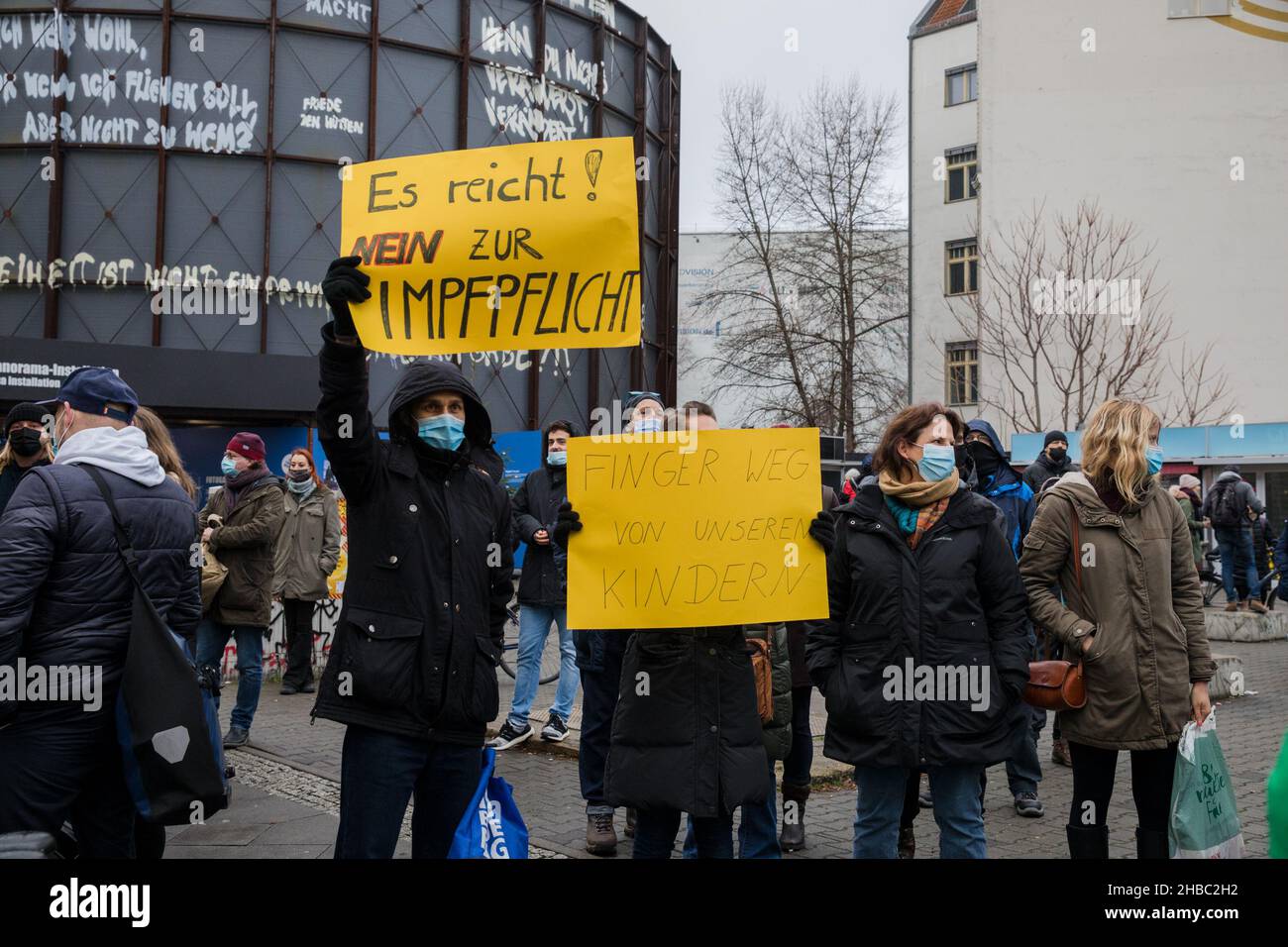 Berlin, Germany. 18th Dec, 2021. Dozens of Berlins riot police sought to control the banned march through streets in Berlin. Several demonstrators defied a protest ban. (Credit Image: © Michael Kuenne/PRESSCOV via ZUMA Press Wire) Stock Photo