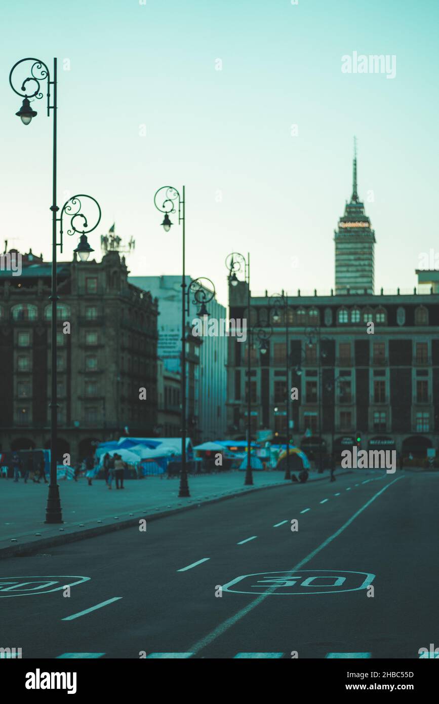 Mexico city torre latino hi-res stock photography and images - Alamy