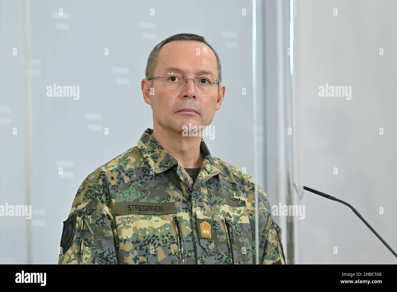 Vienna, Austria. 18th December 2021. Press conference on the presentation of nationwide COVID crisis coordination with Major General Rudolf Striedinger Stock Photo