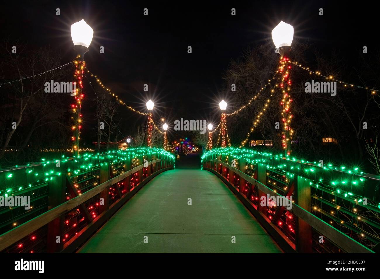 Red bridge trail hires stock photography and images Alamy