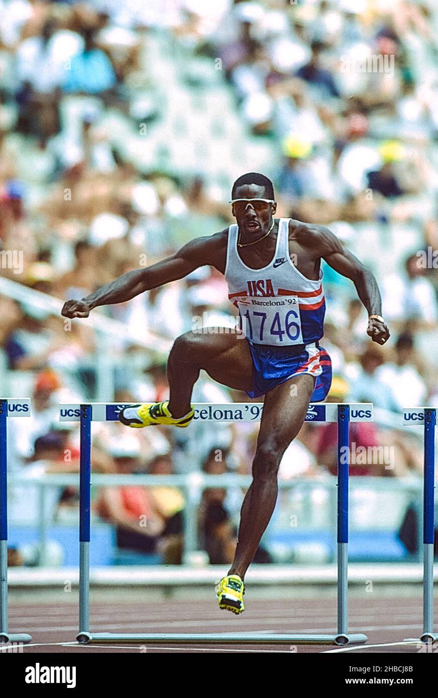 David Patrick (USA) competing in the men's 400m hurdles R1 at the 1992 ...