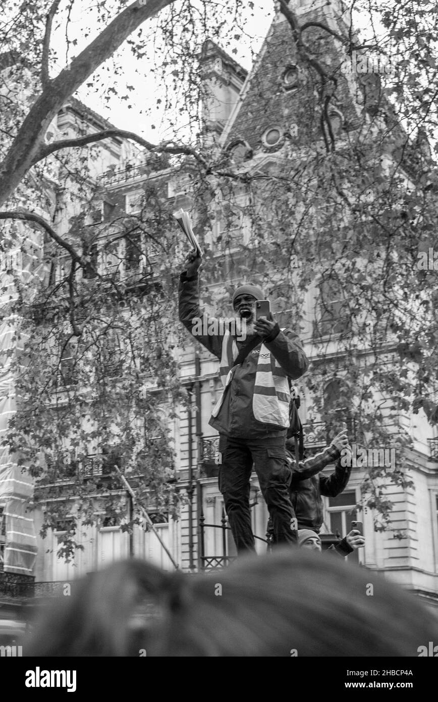 Anti Vaccine March in London, 18th December 2021 Stock Photo