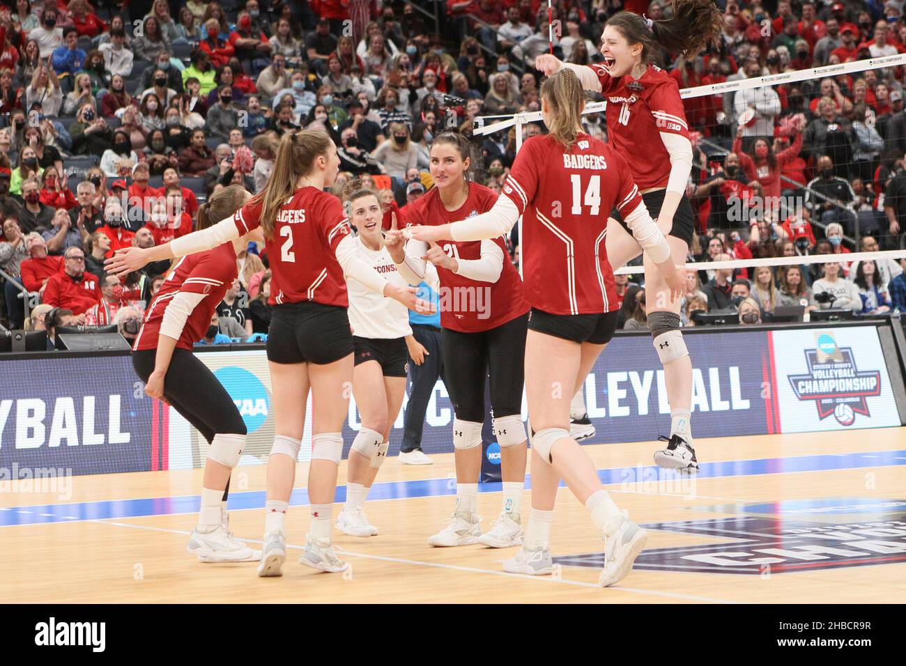Wisconsin women's volleyball hires stock photography and images Alamy