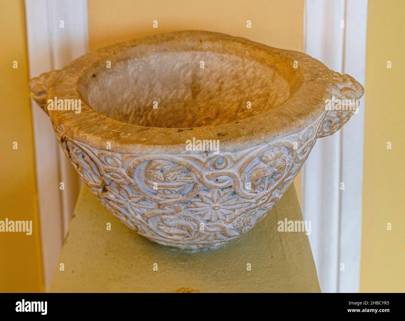 Marble bowl, Italy, 13th century. Hermitage museum collection, St Petersburg Russia Stock Photo