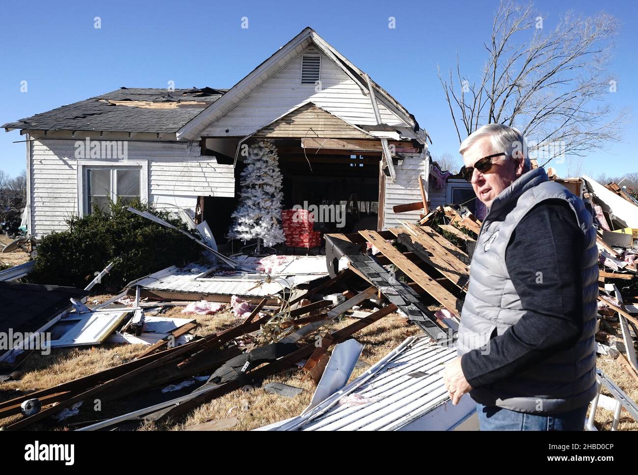 Defiance, United States. 18th Dec, 2021. Missouri Governor Mike Parson