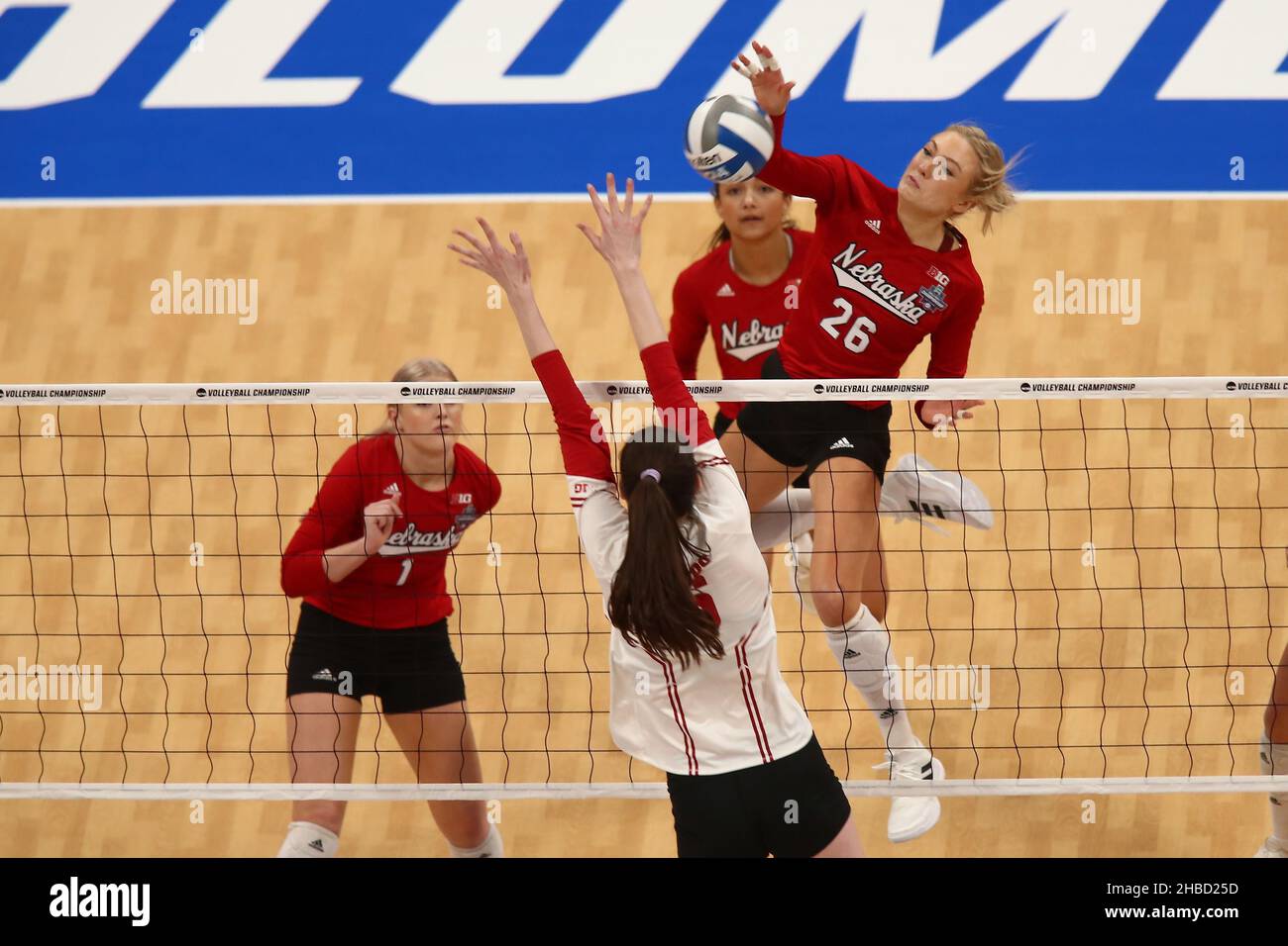 https://c8.alamy.com/comp/2HBD25D/columbus-oh-usa-18th-dec-2021-columbus-oh-20211218-lauren-stivrins-hits-the-ball-against-wisconsin-during-the-division-1-ncaa-womens-volleyball-championship-played-at-nationwide-arena-in-columbus-oh-photo-by-wally-nellvolleyball-magazine-credit-image-wally-nellzuma-press-wire-credit-zuma-press-incalamy-live-news-2HBD25D.jpg