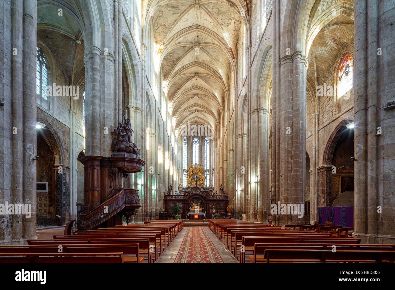 France, Var (83) Saint-Maximin-la-Sainte-Baume, The Sainte-Marie-Madeleine basilica, started in 1295 and completed in 1532, is the most important Goth Stock Photo