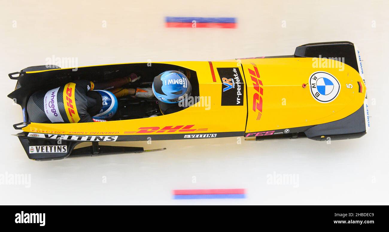 Altenberg, Germany. 19th Dec, 2021. Bobsleigh: World Cup, two-man ...