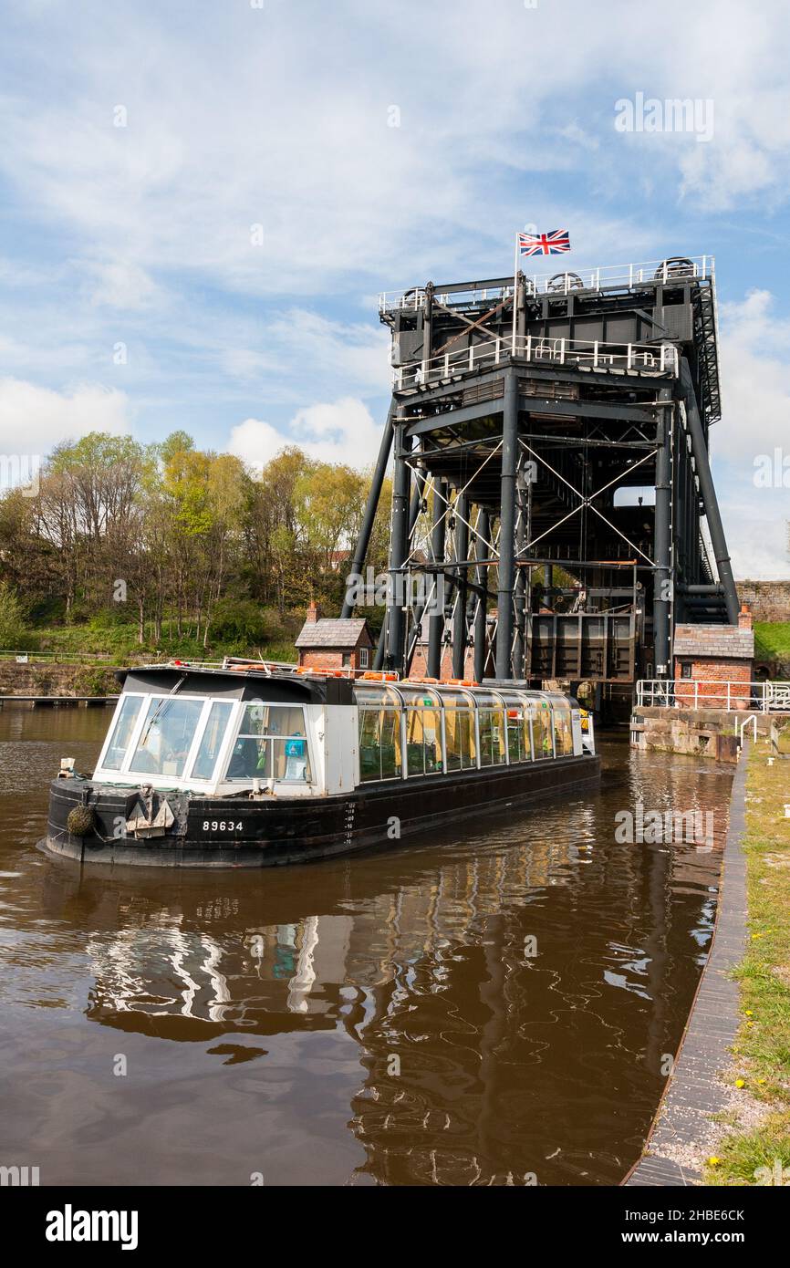 The Anderton boat lift in Cheshire Stock Photo