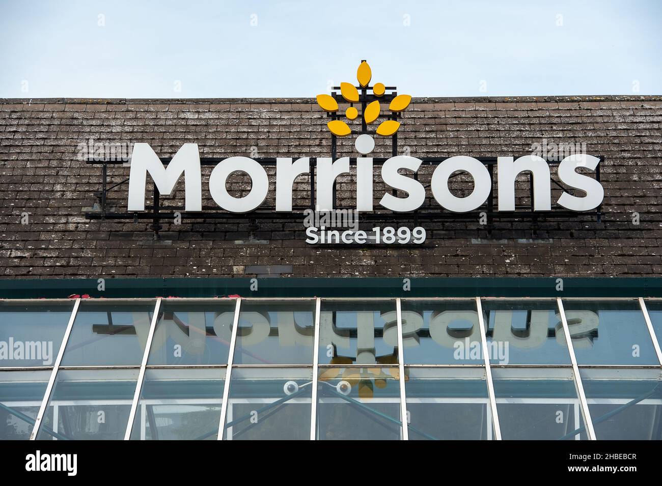 Morrisons supermarket supply chain hi-res stock photography and images ...