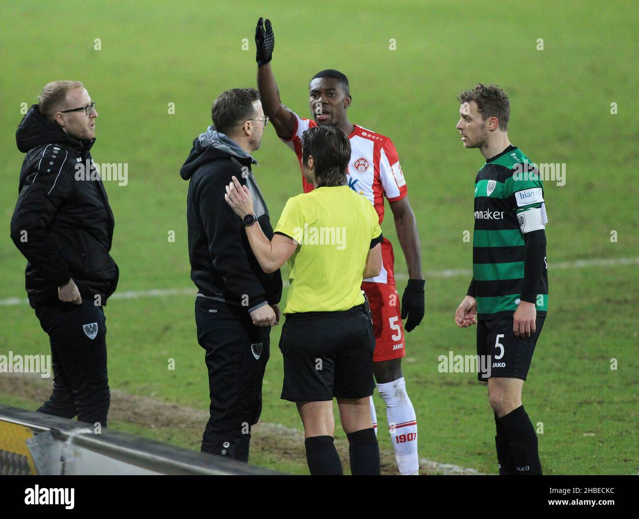 Bundesliga foundation hi-res stock photography and images - Alamy