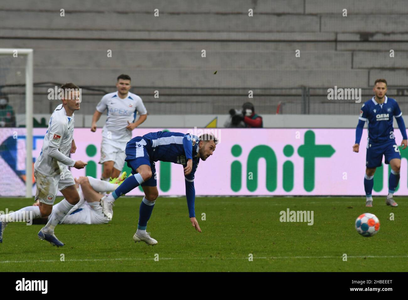 second league Karlsruher SC vs Hansa Rostock, KSC Karlsruhe WIldparkstadion 19. december 2021 Stock Photo