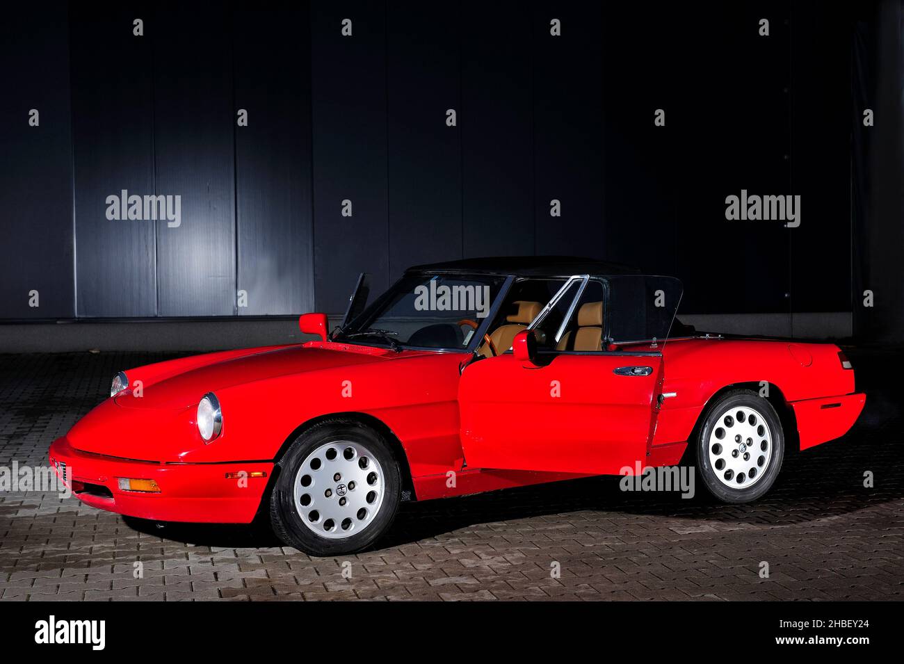 Alfa Romeo Spider Veloce, oldtimer, car, classic, Alfa Romeo ...