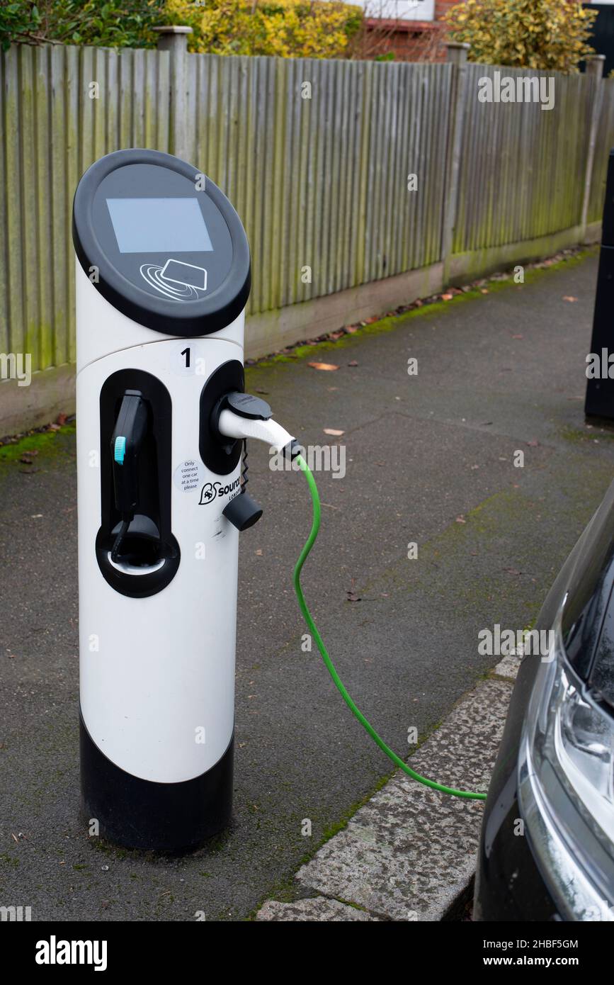 Electric car charging station Stock Photo Alamy
