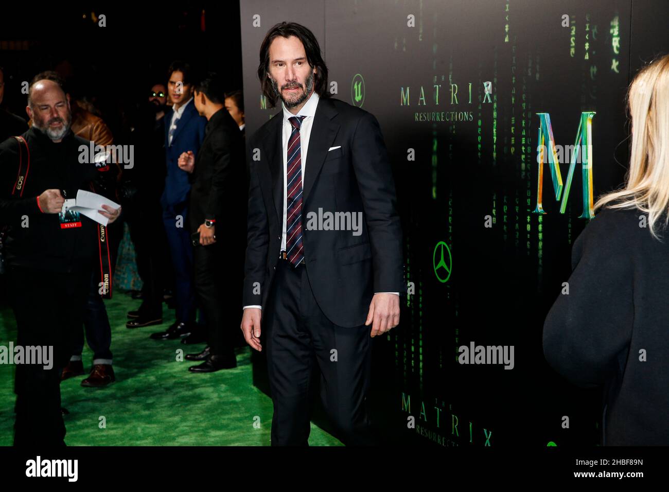 San Francisco, USA. 18th Dec, 2021. Actor Keanu Reeves arrives at the US movie premier of The Matrix Resurrections at the Castro Theater on December, 18, 2021 in San Francisco, California. (Photo by Christopher Victorio/imageSPACE./Sipa USA) Credit: Sipa USA/Alamy Live News Stock Photo