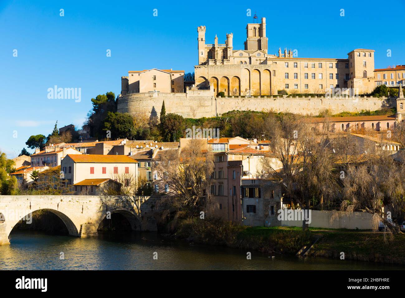 Cathedral of Saint Nazaire and Old Bridge, Beziers Stock Photo - Alamy