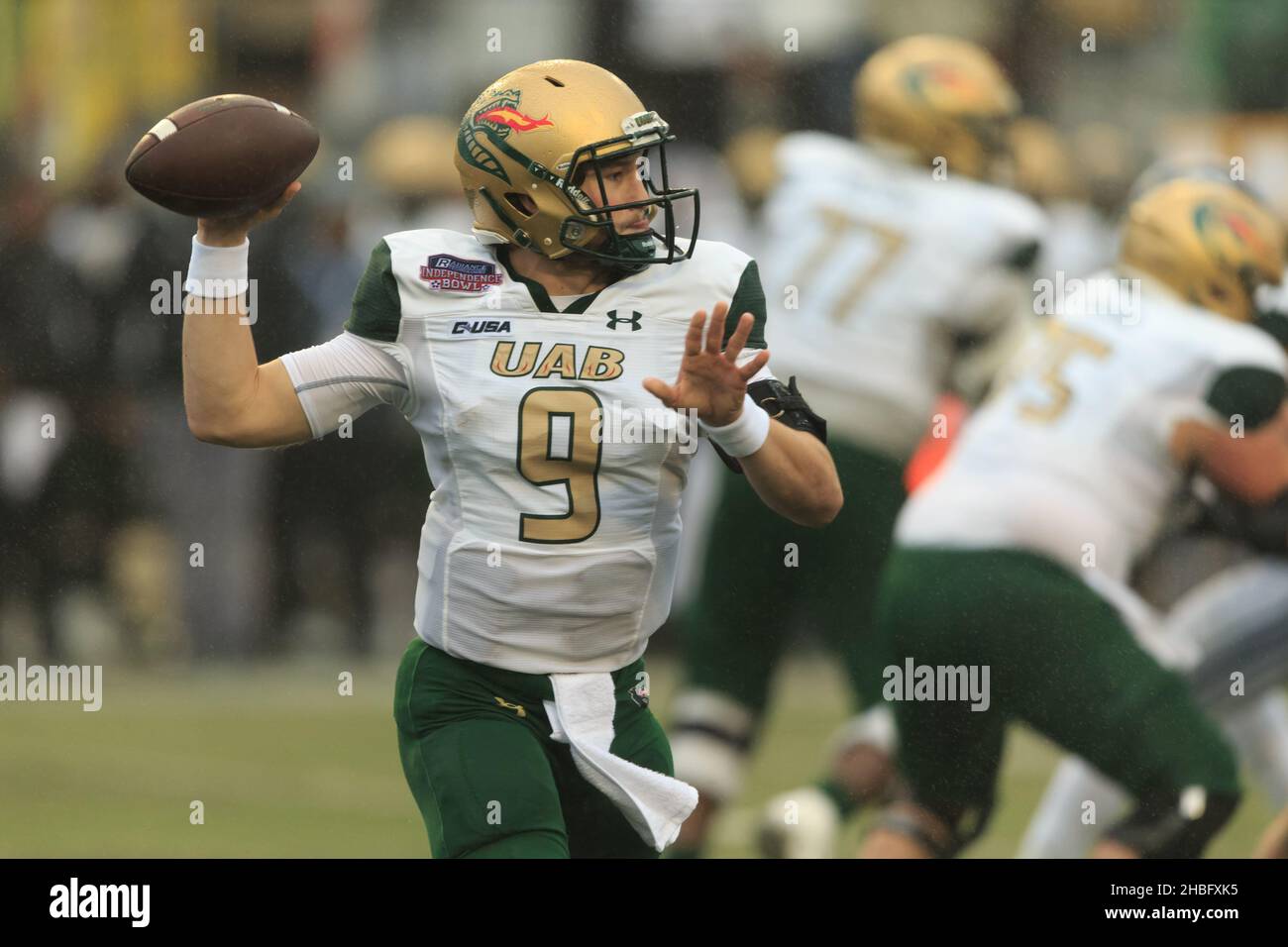 UAB Blazers quarterback Dylan Hopkins (9) passes against BYU during the Radiance Technologies Independence Bowl, Saturday, Dec. 18, 2021, in Shrevepor Stock Photo