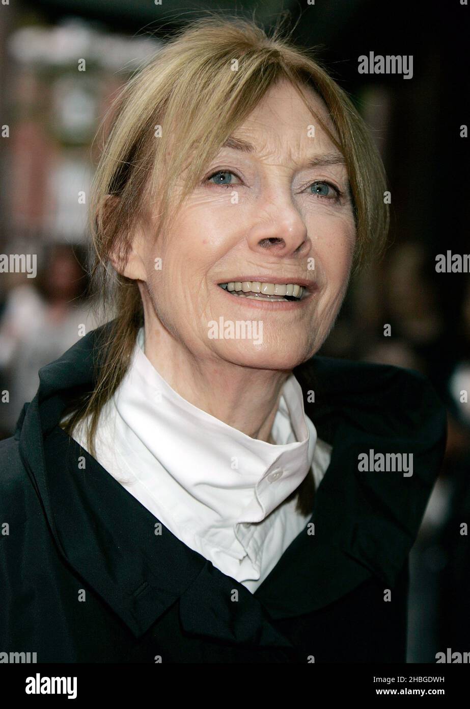 Jean marsh arrives cleopatra hi-res stock photography and images - Alamy