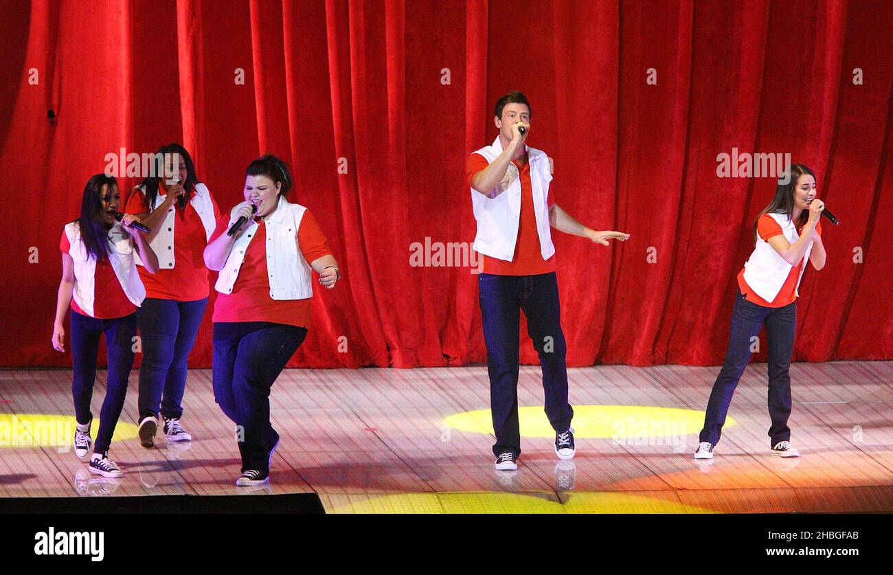 (l-r) Naya Rivera, Amber Riley, Ashley Fink, Cory Monteith and Lea Michele on stage during the Glee Live Tour at The O2 Arena in London. Stock Photo