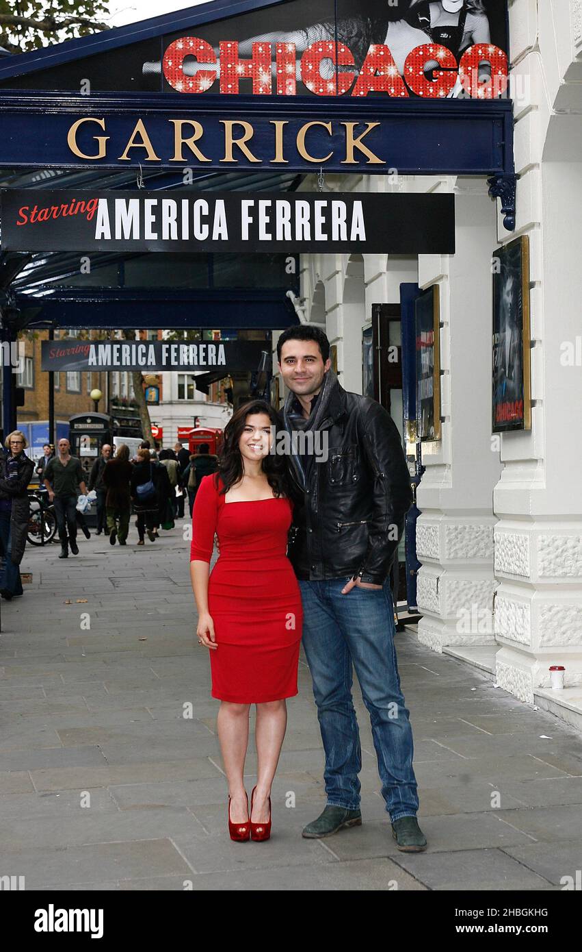 America Ferrera and Darius Campbell attend the Chicago photocall to promote their debuts in the