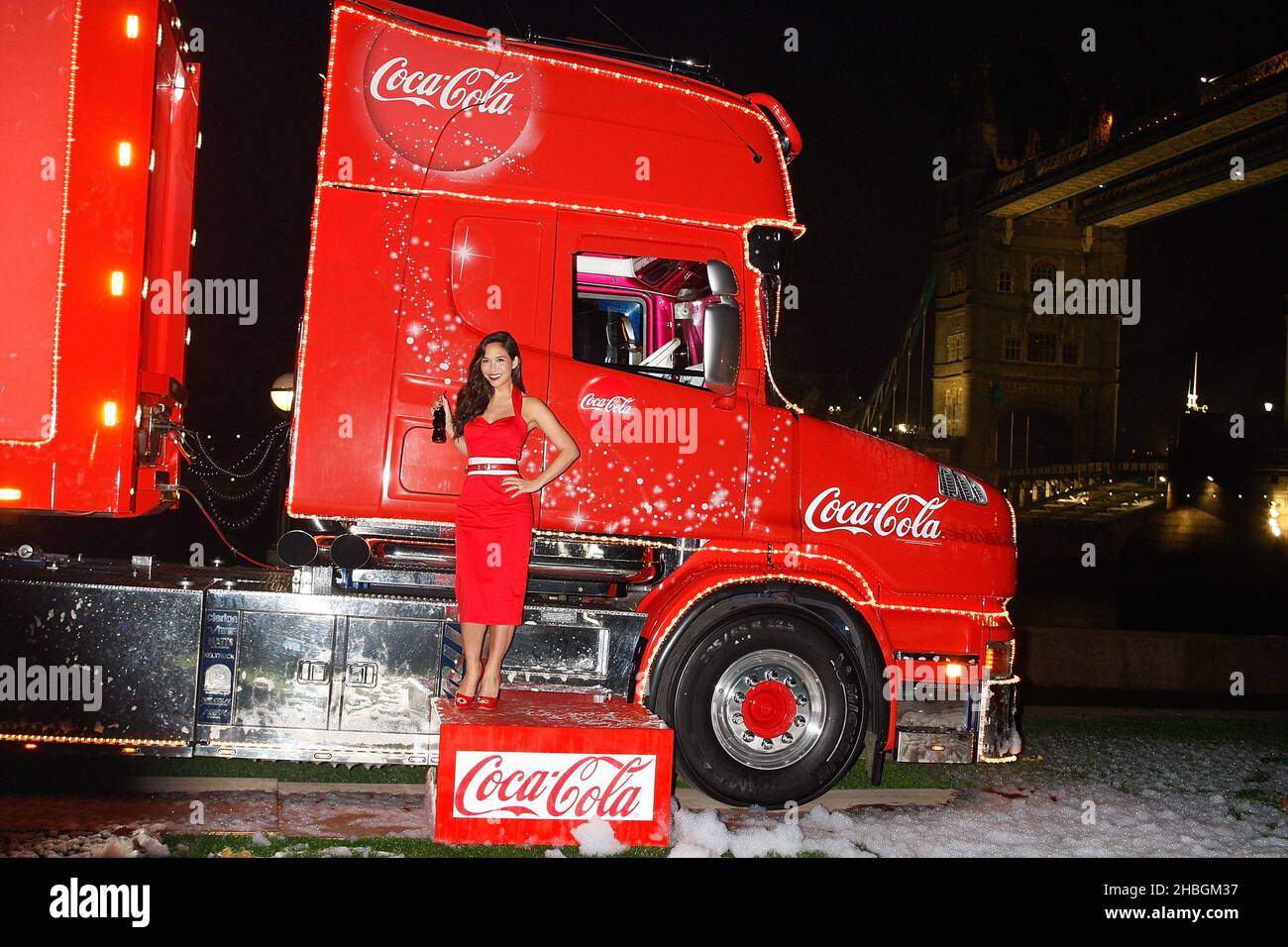Cola christmas truck tour