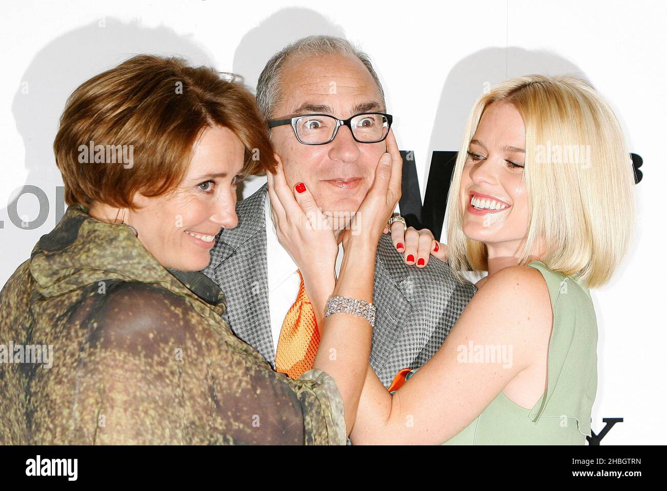 L-R; Emma Thompson,Director,Barry Sonnenfeld and Alice Eve attend The Cast Photocall for the UK Launch of Men in Black at the Dorchester Hotel in London on 16 May, 2012. Stock Photo