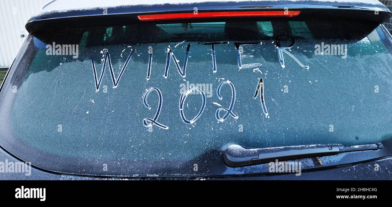 Window Car Top Writing Sign writing van hi-res stock photography and images - Alamy