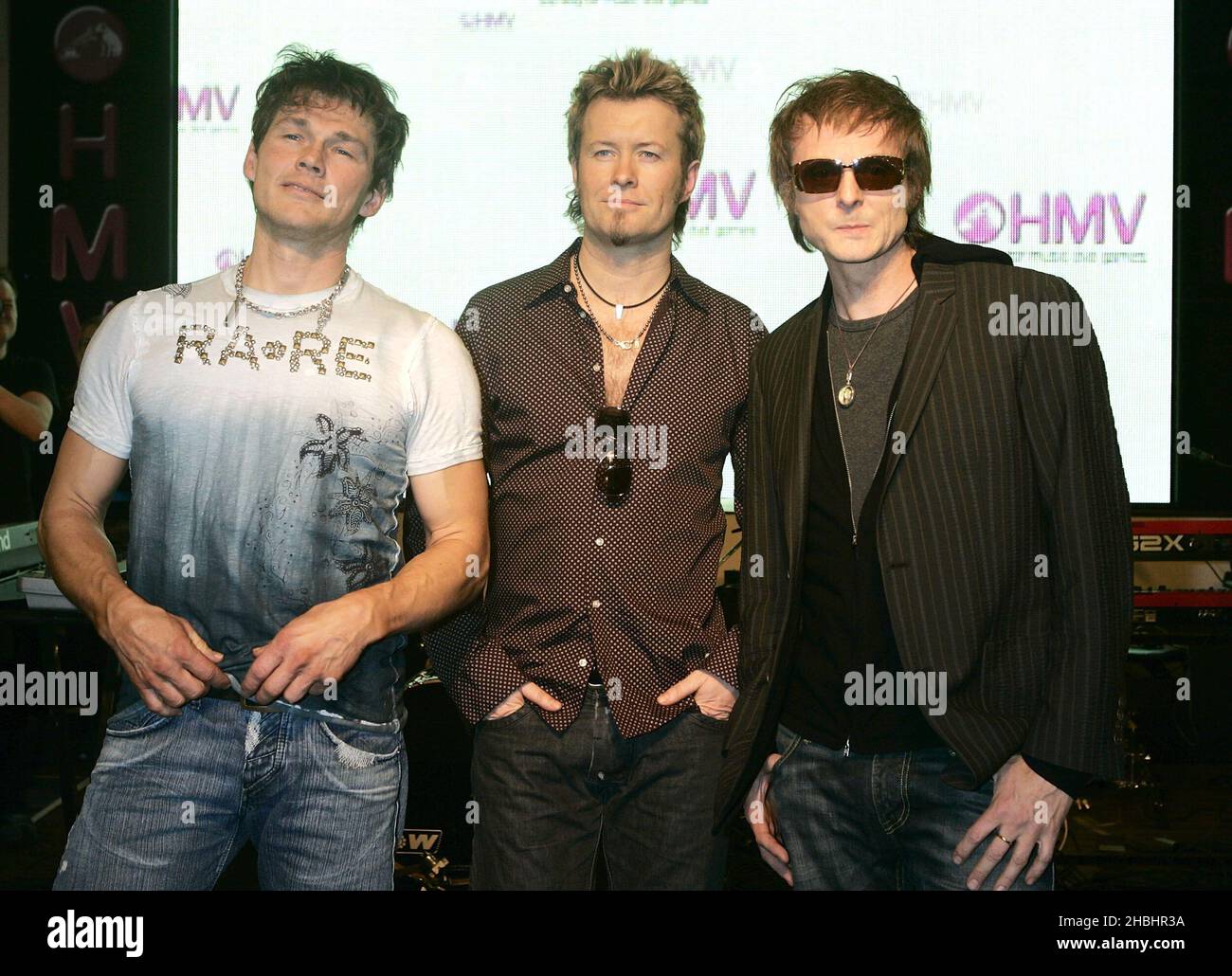 Morten Harket, Leif Johansen, Jose Gonzalezt of Scandinavian