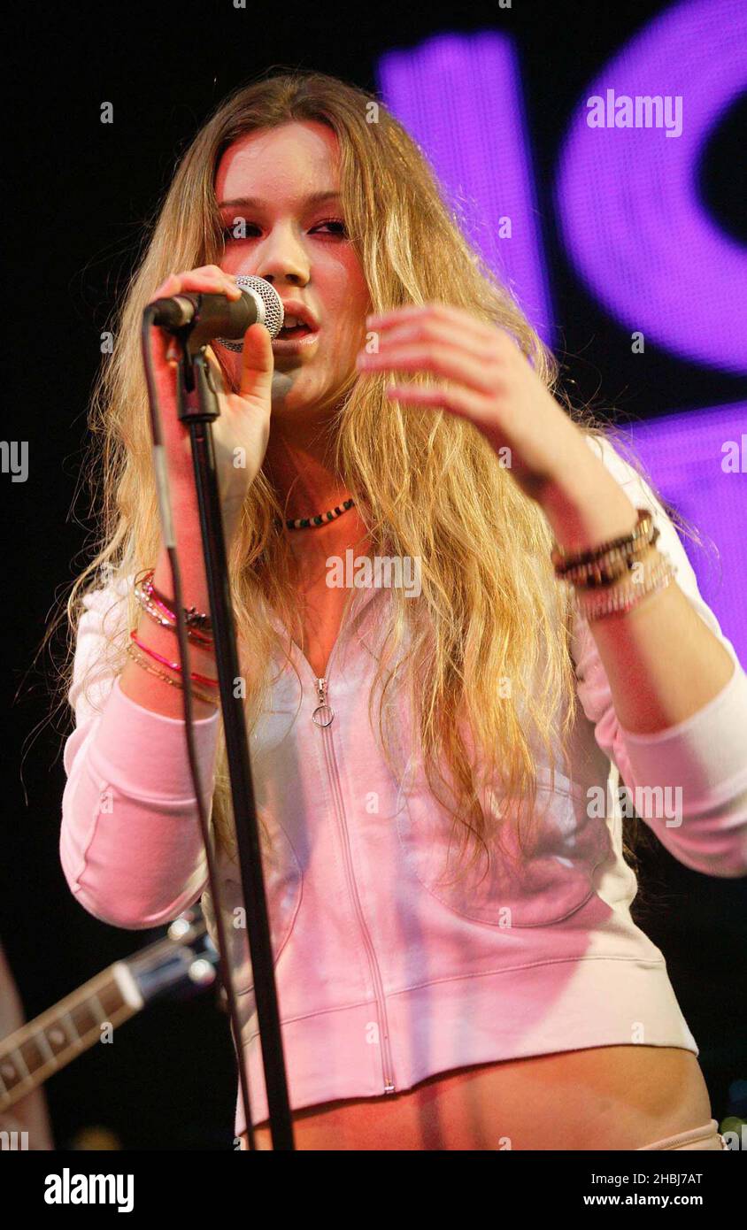 Joss Stones16-year-old soul-edged pop singer appears in-store to sign copies of/perform tracks from her debut single out today, 'Fell In Love With A Boy' at HMV Oxford Street in London. Stock Photo