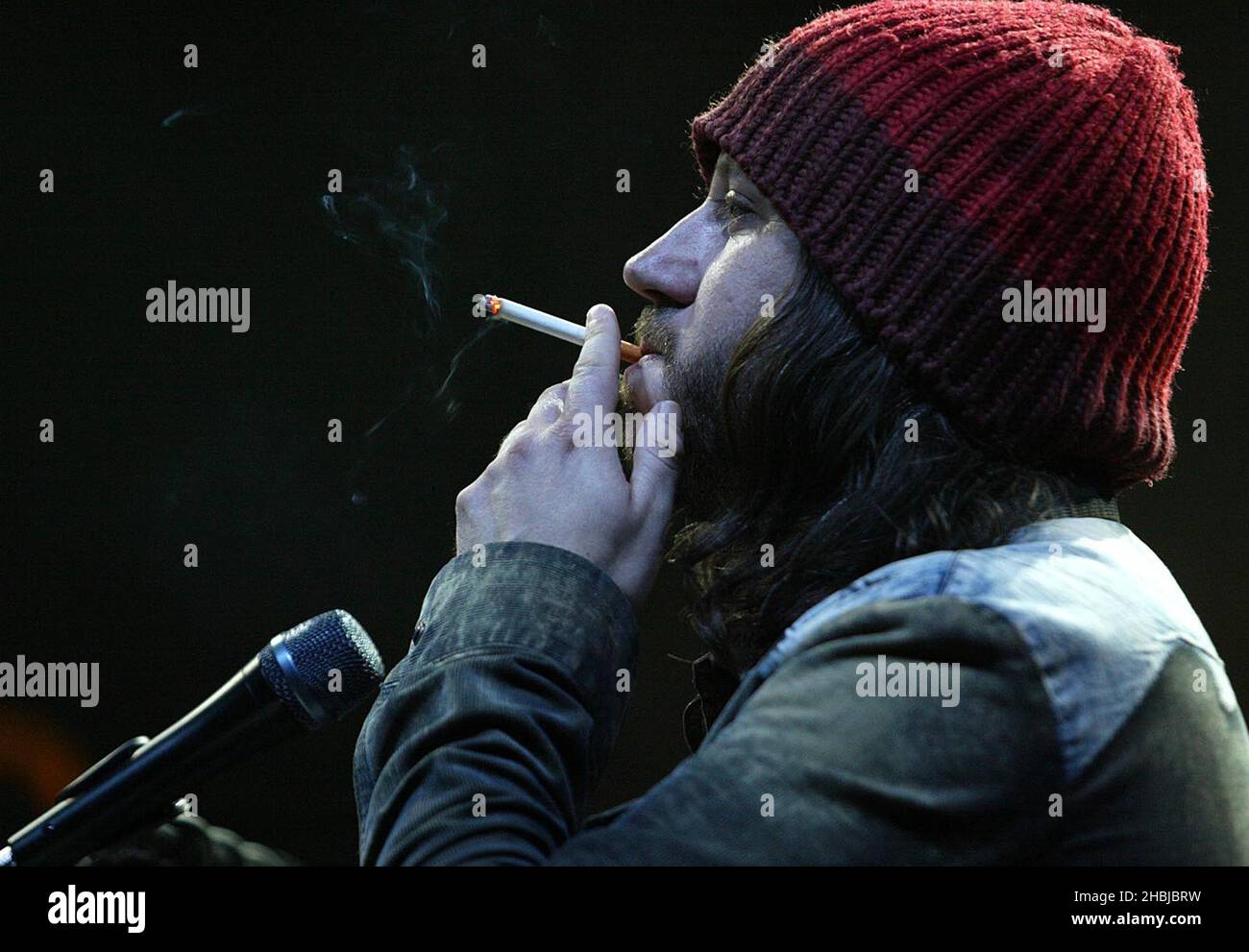 Badly Drawn Boy (Damon Gough) at Heroes and Villains Concert at the Royal Festival Hall in London. Stock Photo
