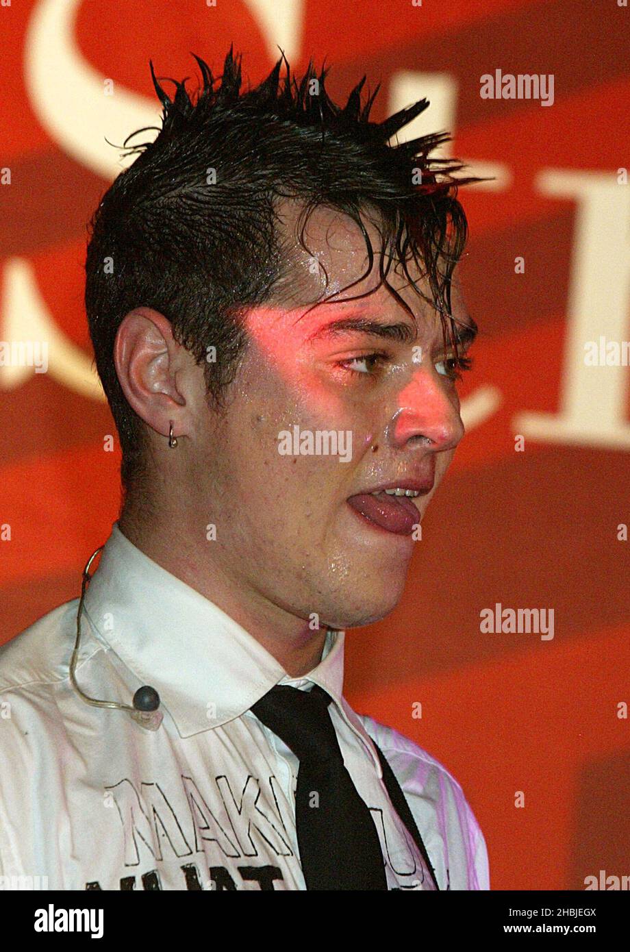 Busted; Matt Willis attends and perform on stage at the annual Regent Street Christmas Lights switching-on ceremony, having performed live, in Regent Street on November 7, 2004 in London. Head Shot Stock Photo