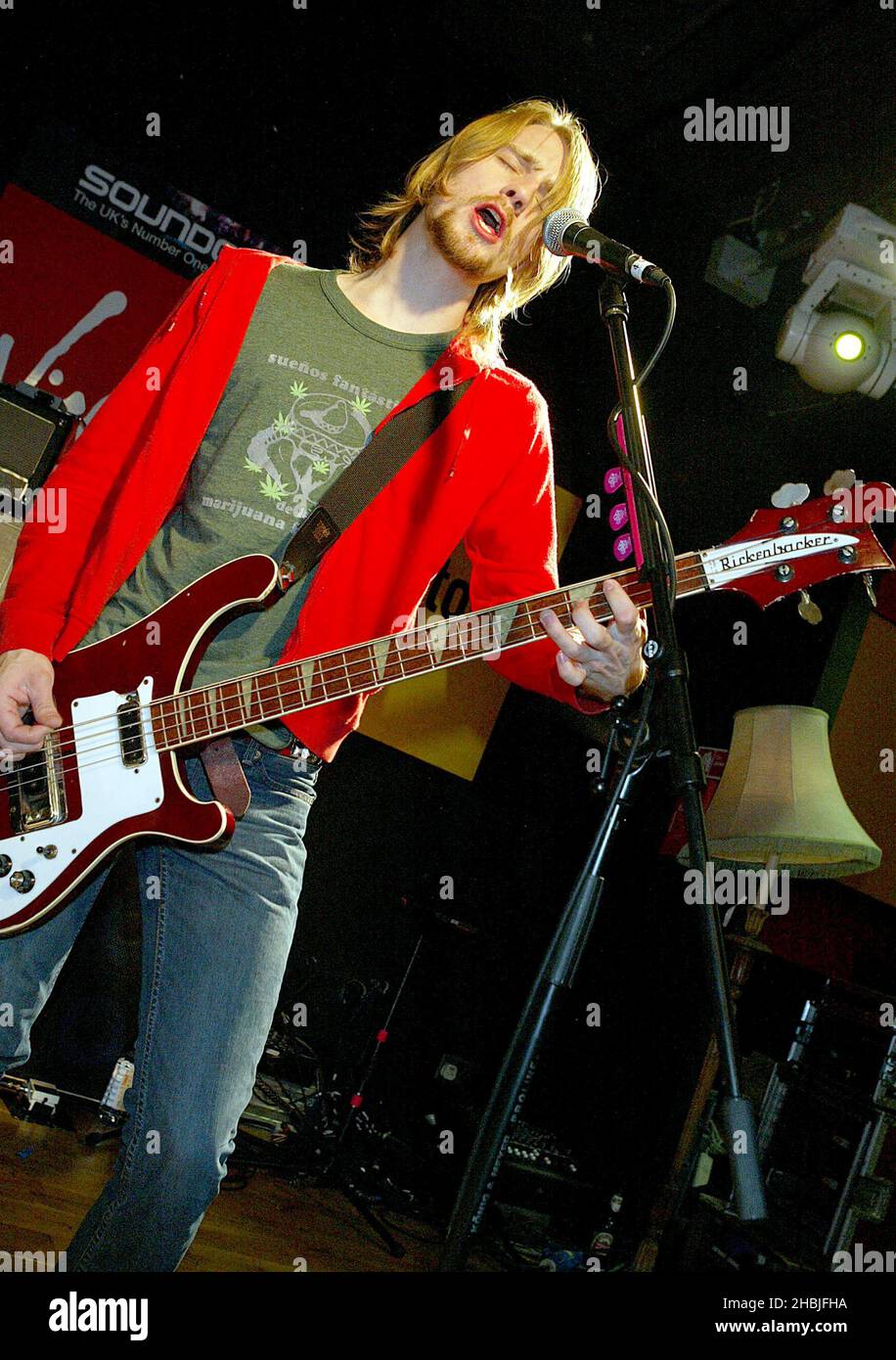 Carl Dalemo of London-based indie-rock band Razorlight play live and sign copies of their latest single 'Rip It Up', released November 29, at Virgin Megastore, Oxford Street on December 2, 2004 in London. Stock Photo