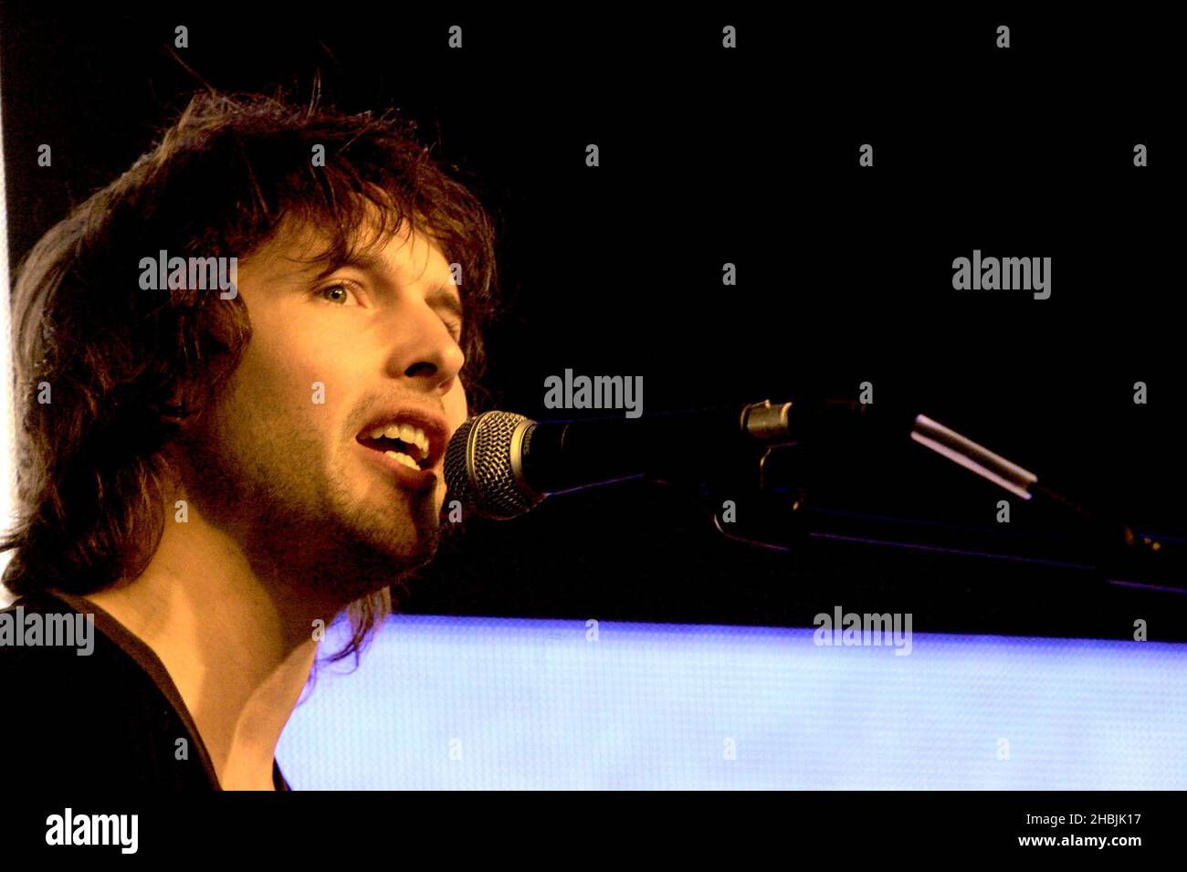 James Blunt Hotly tipped Brit singer-songwriter performs live and signs copies of latest single, You're Beautiful,at HMV Oxford Street in London. Stock Photo